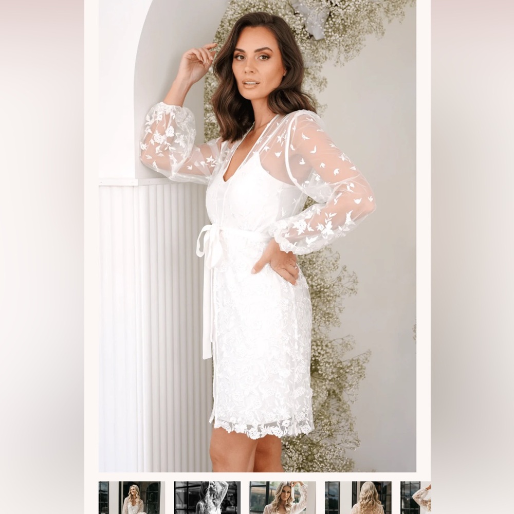 Le Rose Bridal Lace Robe with Slip